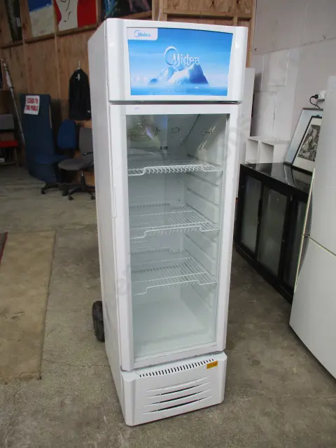 Drinks Fridge Image 1++